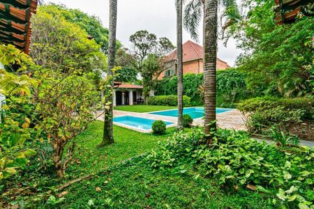 Casa à venda com 560m², 4 quartos e 5 vagas