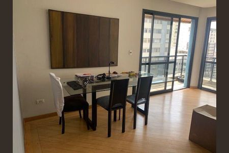 Apartamento à venda com 3 quartos, 250m² em Santa Cecilia, São Paulo