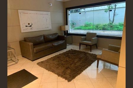 Apartamento à venda com 4 quartos, 210m² em Santa Cecilia, São Paulo