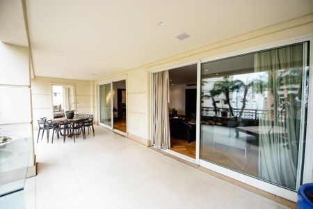 Apartamento à venda com 580m², 4 quartos e 5 vagas