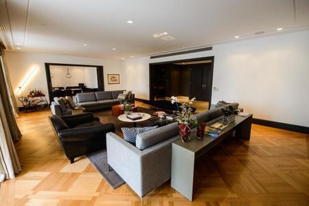 Apartamento à venda com 580m², 4 quartos e 5 vagas