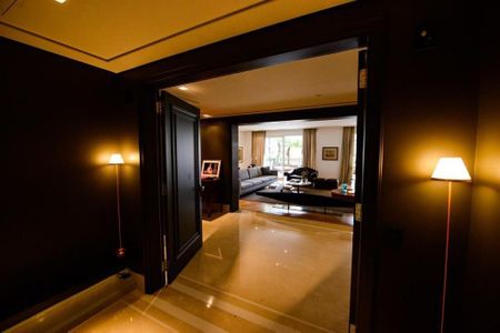 Apartamento à venda com 580m², 4 quartos e 5 vagas