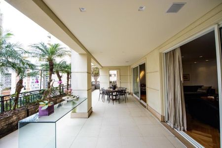 Apartamento à venda com 580m², 4 quartos e 5 vagas