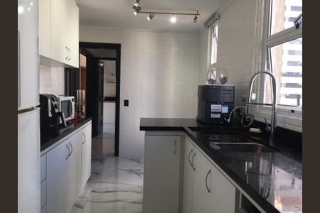 Apartamento à venda com 202m², 2 quartos e 1 vaga