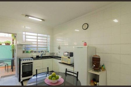 Casa à venda com 165m², 3 quartos e 2 vagas