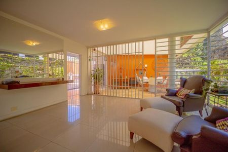 Casa à venda com 800m², 4 quartos e 5 vagas
