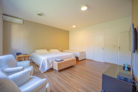 Casa à venda com 800m², 4 quartos e 5 vagas