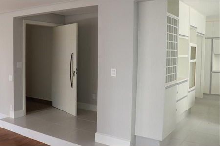 Apartamento à venda com 3 quartos, 200m² em Jardim Paulista, São Paulo