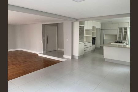 Apartamento à venda com 3 quartos, 200m² em Jardim Paulista, São Paulo
