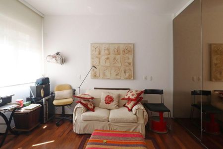 Apartamento à venda com 3 quartos, 195m² em Cerqueira César, São Paulo