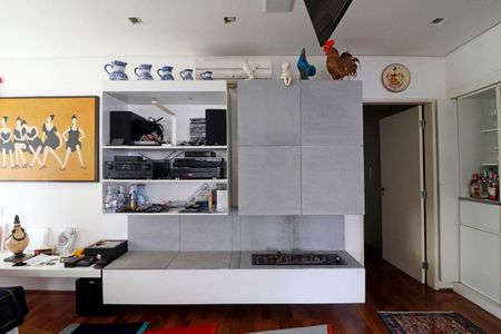 Apartamento à venda com 3 quartos, 195m² em Cerqueira César, São Paulo