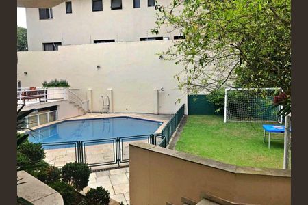 Casa à venda com 900m², 5 quartos e 6 vagas