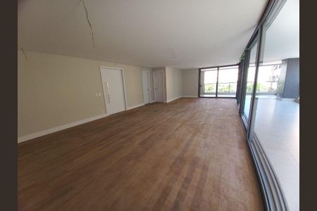 Apartamento à venda com 4 quartos, 340m² em Santa Cecilia, São Paulo