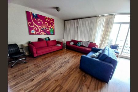 Apartamento à venda com 3 quartos, 141m² em Santa Cecilia, São Paulo