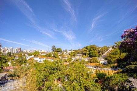 Casa à venda com 300m², 3 quartos e 6 vagas