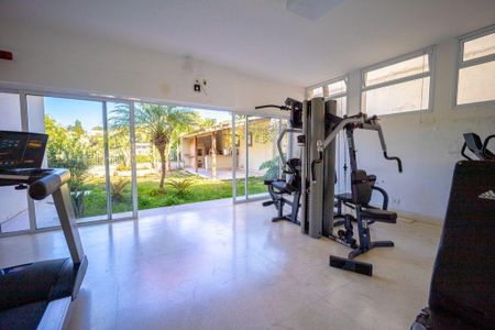 Casa à venda com 300m², 3 quartos e 6 vagas