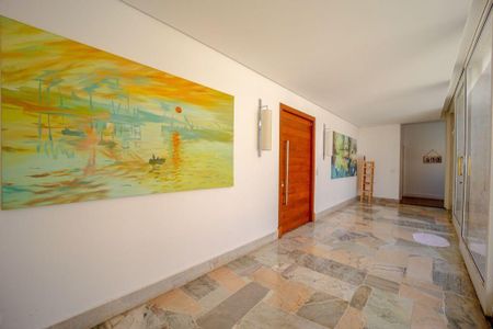 Casa à venda com 300m², 3 quartos e 6 vagas