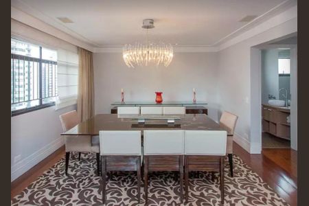Apartamento à venda com 4 quartos, 240m² em Indianópolis, São Paulo
