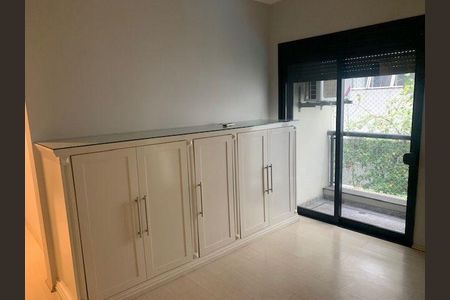 Apartamento à venda com 3 quartos, 197m² em Santa Cecilia, São Paulo
