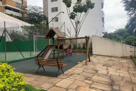 Apartamento à venda com 4 quartos, 180m² em Santa Cecilia, São Paulo