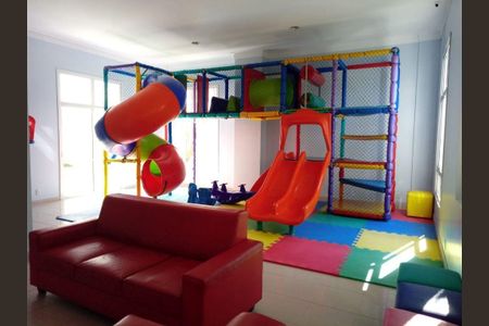 Apartamento à venda com 3 quartos, 132m² em Vila Ipojuca, São Paulo