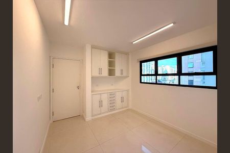 Apartamento à venda com 3 quartos, 189m² em Jardim Paulista, São Paulo
