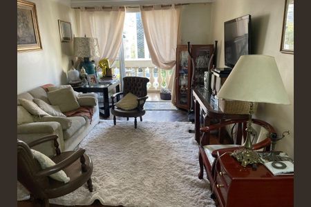 Apartamento à venda com 3 quartos, 98m² em Cerqueira César, São Paulo