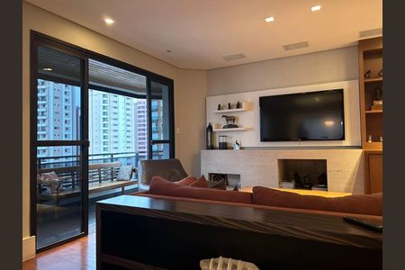 Apartamento à venda com 4 quartos, 212m² em Indianópolis, São Paulo