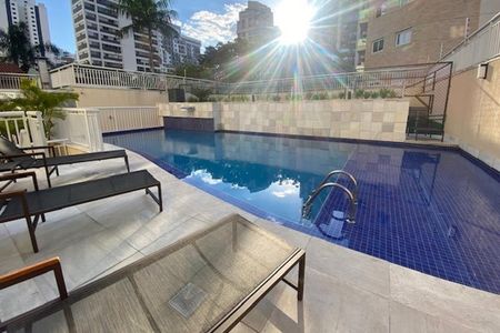 Apartamento à venda com 205m², 3 quartos e 3 vagas