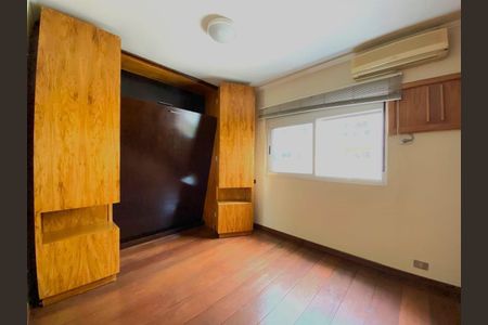 Apartamento à venda com 4 quartos, 210m² em Cerqueira César, São Paulo