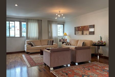 Apartamento à venda com 3 quartos, 222m² em Cerqueira César, São Paulo