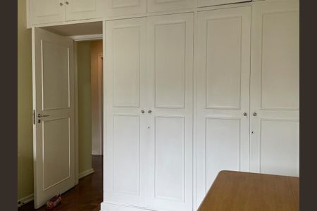 Apartamento à venda com 3 quartos, 222m² em Cerqueira César, São Paulo