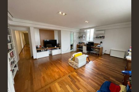 Apartamento à venda com 3 quartos, 260m² em Água Branca, São Paulo