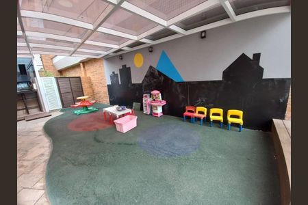 Apartamento à venda com 230m², 4 quartos e 6 vagas