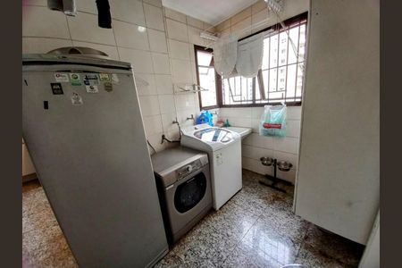 Apartamento à venda com 230m², 4 quartos e 6 vagas
