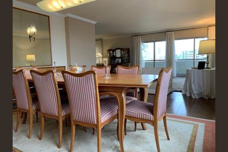 Apartamento à venda com 305m², 3 quartos e 3 vagas