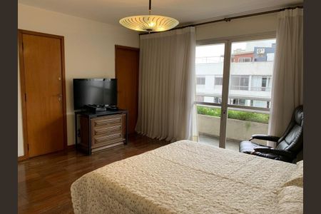 Apartamento à venda com 305m², 3 quartos e 3 vagas