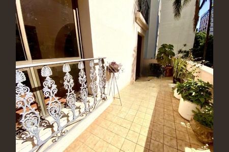 Apartamento à venda com 3 quartos, 200m² em Higienópolis, São Paulo
