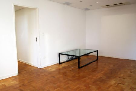 Apartamento à venda com 3 quartos, 169m² em Jardim Europa, São Paulo