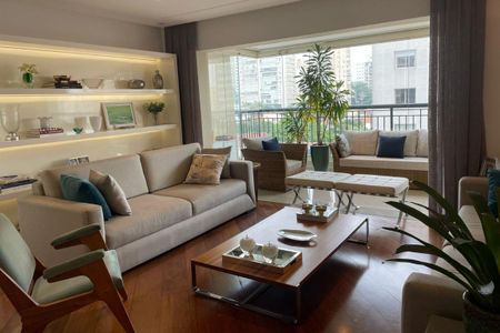 Apartamento à venda com 3 quartos, 240m² em Santa Cecilia, São Paulo