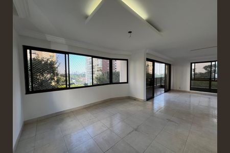 Apartamento à venda com 200m², 3 quartos e 3 vagas