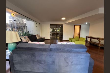 Apartamento à venda com 200m², 3 quartos e 3 vagas