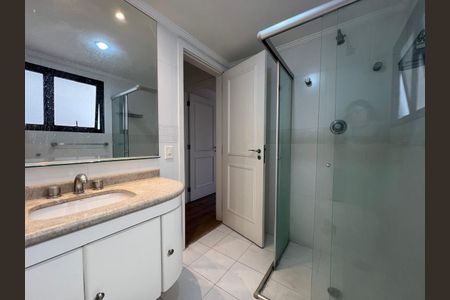 Apartamento à venda com 200m², 3 quartos e 3 vagas