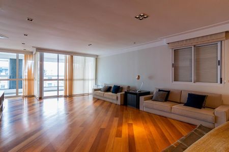 Apartamento à venda com 4 quartos, 258m² em Vila Madalena, São Paulo