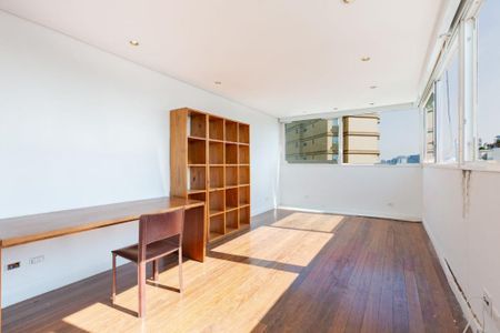 Apartamento à venda com 3 quartos, 181m² em Itaim Bibi, São Paulo
