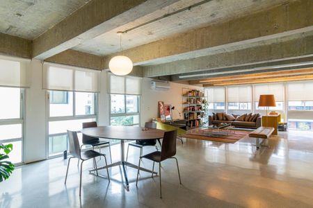 Apartamento à venda com 3 quartos, 337m² em Higienópolis, São Paulo