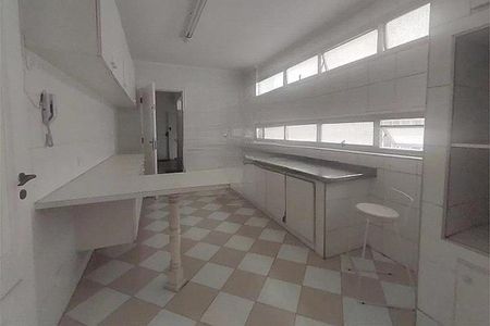 Apartamento à venda com 3 quartos, 200m² em Itaim Bibi, São Paulo
