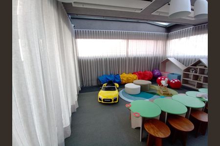 Apartamento à venda com 2 quartos, 174m² em Pinheiros, São Paulo