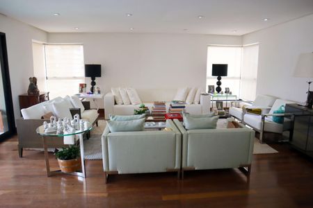 Apartamento à venda com 2 quartos, 172m² em Chácara Itaim, São Paulo