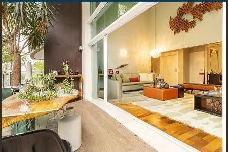 Apartamento à venda com 4 quartos, 250m² em Perdizes, São Paulo